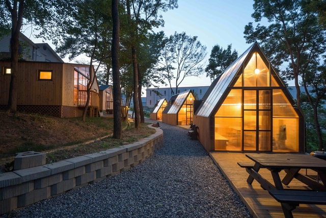 Cafe Haru / B.U.S Architecture - Café