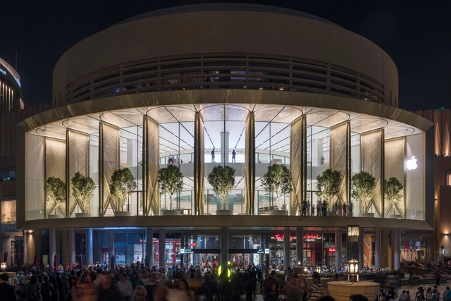 Loja Apple de Dubai / Foster + Partners - Loja