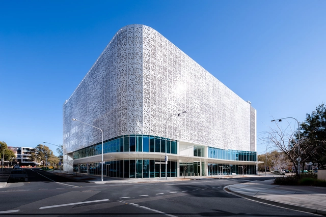 Estacionamientos Skypark / May + Russell Architects - Estacionamiento