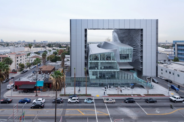 Interview With Thom Mayne: “I Am a Pragmatic Idealist” - Featured Image