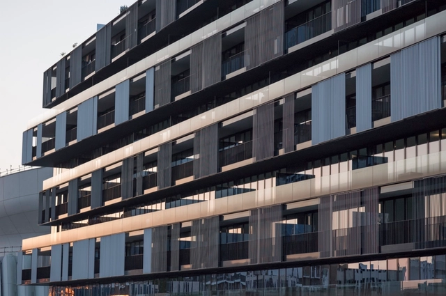 巴黎中心商务区30年的首个住宅公寓 / Farshid Moussavi Architecture - 集合住宅