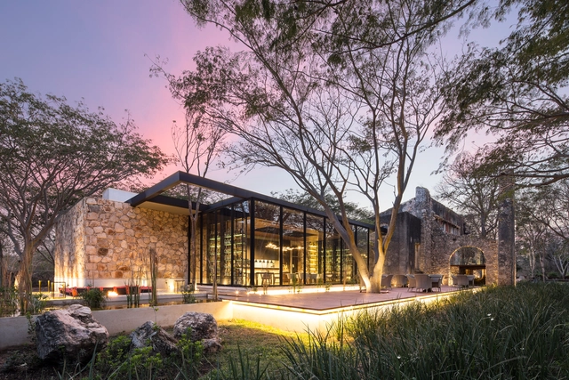 Restaurante Ixi’im / Central de Proyectos SCP + Jorge Bolio Arquitectura + Mauricio Gallegos Arquitectos + Lavalle / Peniche Arquitectos - Restauraciones