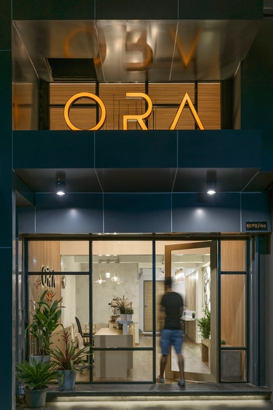 Hostal Ora / Sea Architecture - Hoteles