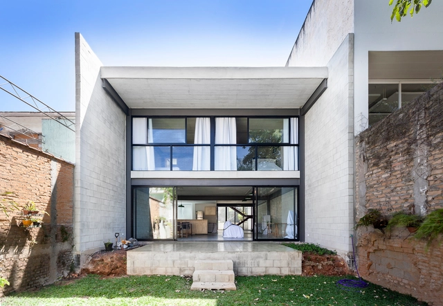 Laura House / ARKITITO Arquitetura - Houses