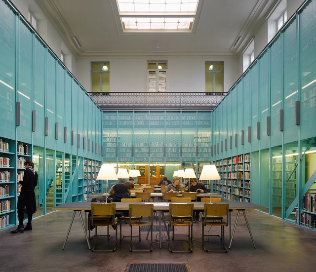 Biblioteca universitaria / OFFICE Kersten Geers David Van Severen - Remodelaciones