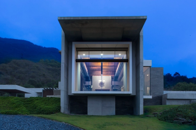 Casa Cerro De Chipinque / Surber Barber Choate + Hertlein Architects - Casas