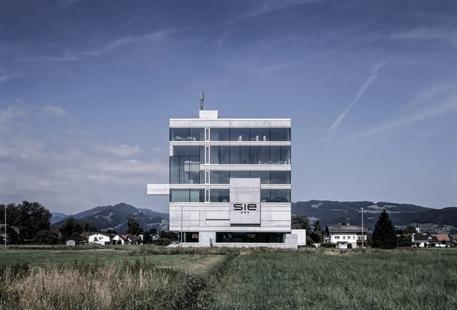 Oficinas System Industrie Electronic     / marte.marte architects - Interiores De Oficina