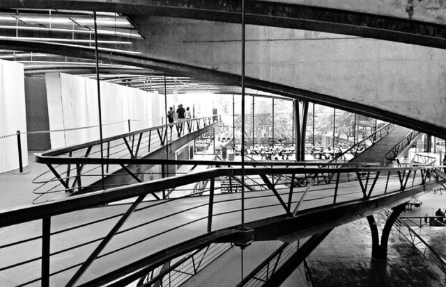 Clássicos da Arquitetura: Centro Cultural São Paulo / Eurico Prado Lopes e Luiz Telles - Centro Cultural, Corrimão