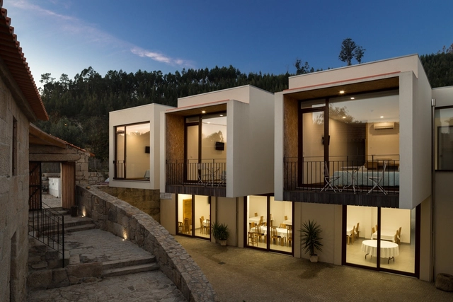 Rural Hotel：转角，新时代！ / Rómulo Neto - 适应性利用