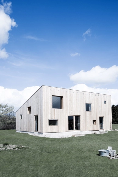 家中来了一位客人“光” The Light House / Sigurd Larsen - 独立住宅