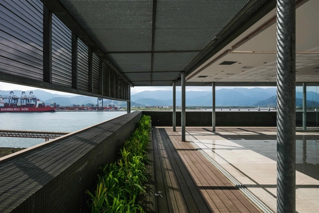 Edificio Almares  / Reinach Mendonça Arquitetos Associados - Edificios
