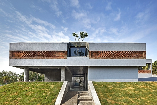 Axis Pramiti / The Purple Ink Studio - Escolas