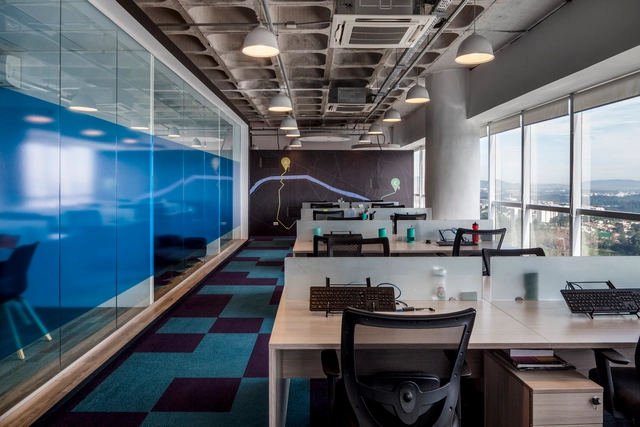 Sede da Loggi Tecnologia  / ARKITITO Arquitetura - Escritórios, Cozinha, Mesa, Cadeira, Iluminação