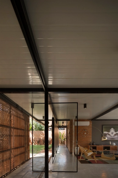 La Escondida / Nou arquitectos - Casas