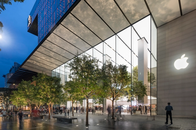 Apple Opens its First Flagship Store in Singapore - Sustainability