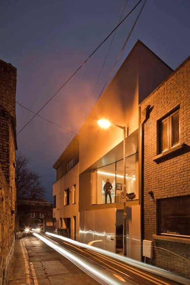 外表平淡无奇，室内却另有风云  Prices Lane 住宅  / ODOS Architects - 独立住宅