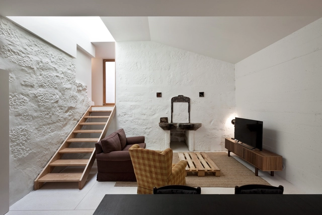 Casa de João / Guilherme Machado Vaz - Casas