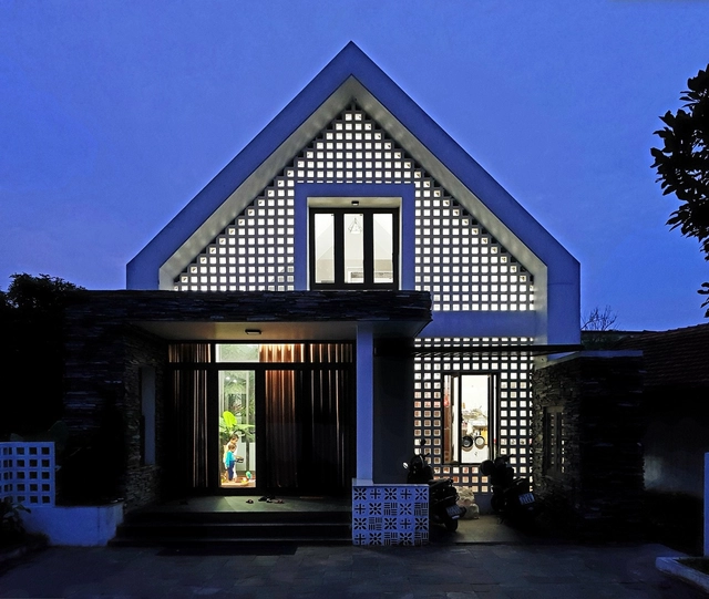 Nueva Casa / RÂU ARCH - Casas