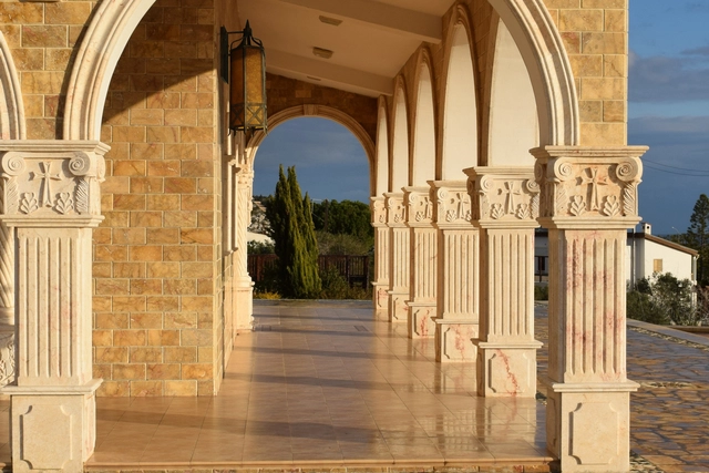 Classic Lighting and Eco-Friendly Technology From Cocoweb - Featured Image