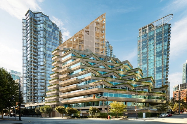 Shigeru Ban Architects diseña en Vancouver el edificio en madera híbrida más alto del mundo - Imagen Principal