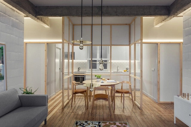 Plaza del Museo Apartment Refurbishment / PAUZARQ arquitectos  - Apartment Interiors, Kitchen, Beam, Facade, Table, Chair
