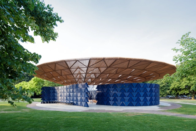 Diébédo Francis Kéré presenta el Serpentine Pavilion 2017 en Londres - Imagen Principal