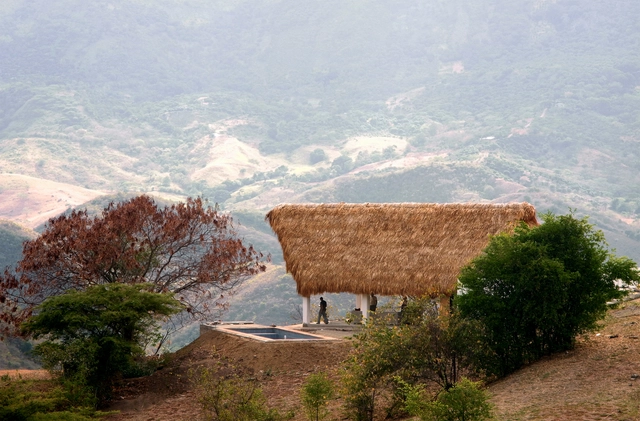 Casa en Apulo / AGRA  Anzellini Garcia-Reyes Arquitectos - Casas
