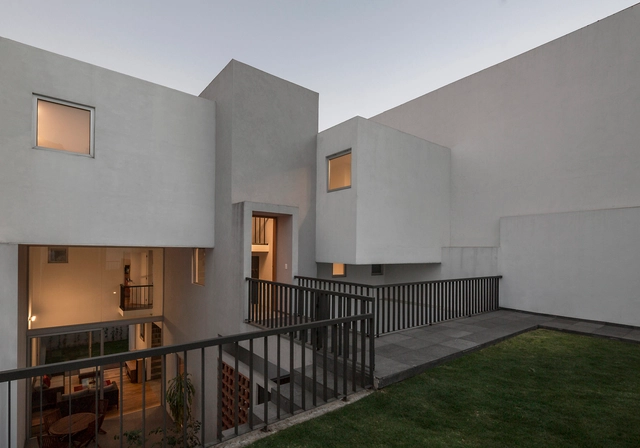 Penélope House / Alexandro Velázquez Moreno - Houses