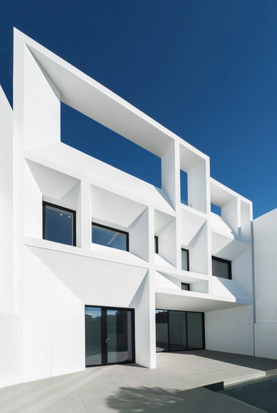 “绝对几何，绝对光感，绝对纯洁” Casa Brise Soleil 别墅 / Ruben Muedra Estudio de Arquitectura - 居住建筑