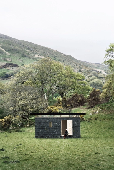 Slate Cabin / TRIAS  - Exterior Photography, Small Scale