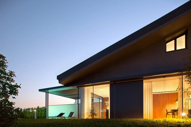 Renovation of a Single House  / MIDE architetti  - Renovation, Facade, Door