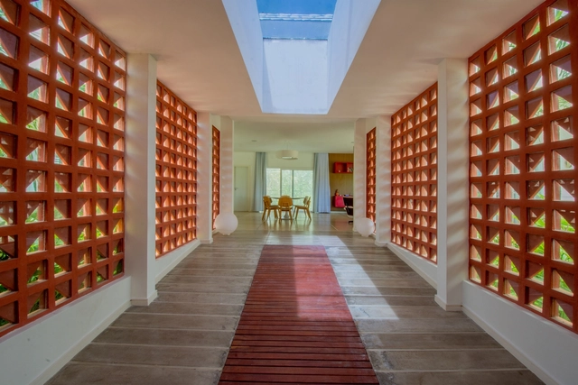 Casa T / Teófilo Otoni Arquitetura - Casas