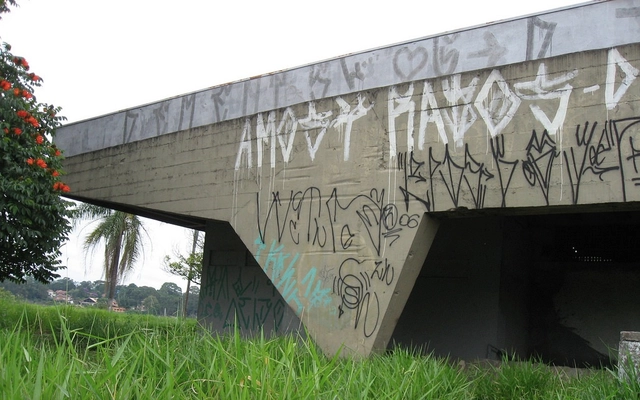 7 Abandoned and Deteriorating Latin American Architectural Classics - Featured Image