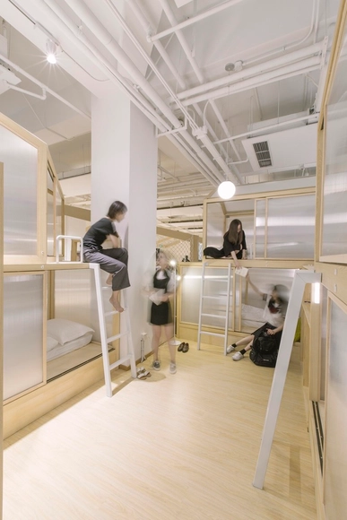 Together Hostel / Cao Pu Studio - Interior Design