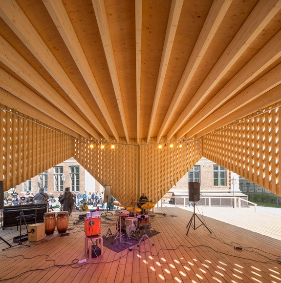 A•lava / Aalto University Wood Program - Instalaciones Temporales