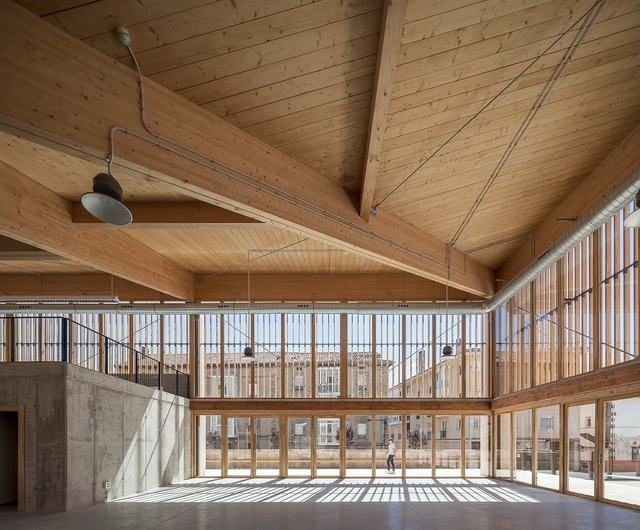 IMPLUVIUM / RAW/deAbajoGarcia - Adaptive Reuse, Beam, Facade, Handrail