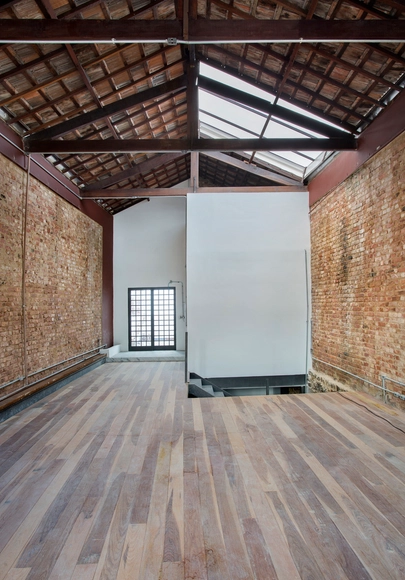 Galeria Metara Porto Maravilha / Ateliê de Arquitetura - Reabilitação, Viga, Porta, Fachada
