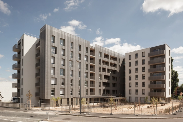 有机延伸，基于人性贴心建筑：Cap Canal 公寓 / Rue Royale Architectes - 公寓
