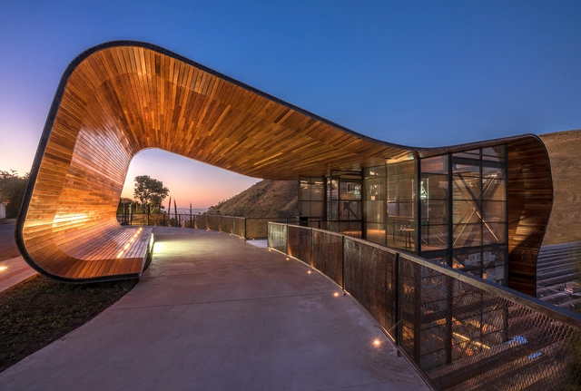 Restaurante Ateliê Wäls / Gustavo Penna Arquiteto e Associados - Cervejaria, Fachada, Arco