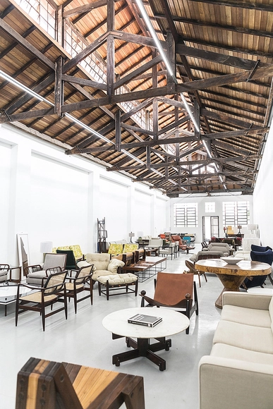 “Vozes do design e da arquitetura: Uma conversa com Arthur Casas e Zanini de Zanine” - Imagem de Destaque