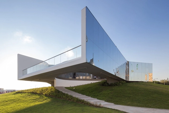 Pavilhão M+ / VPANG + JET + Lisa Cheung - Espaço De Exibições 