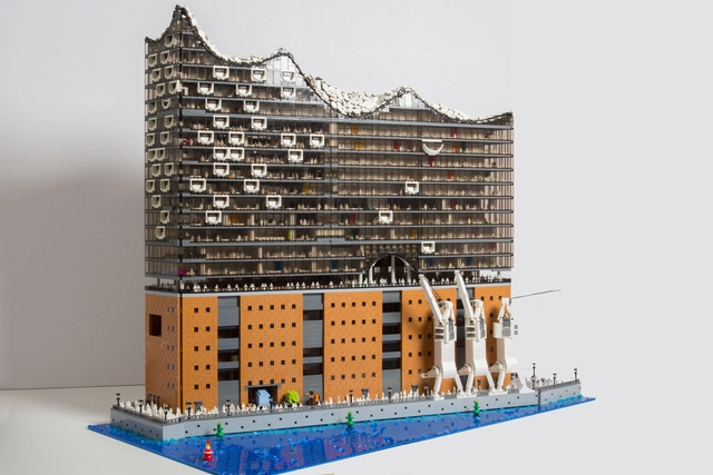 20.000 piezas de LEGO recrear esta réplica de la Elbphilharmonie de Herzog & de Meuron - Imagen Principal