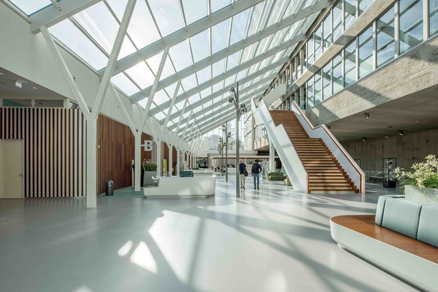 Edificio de Ciencias Dentales de la Universidad Radboud / Inbo - Remodelaciones