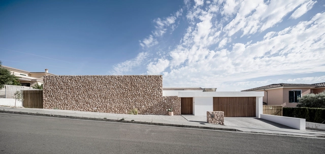 Casa PI / Munarq arquitectes - Casas, Fachada, Puerta