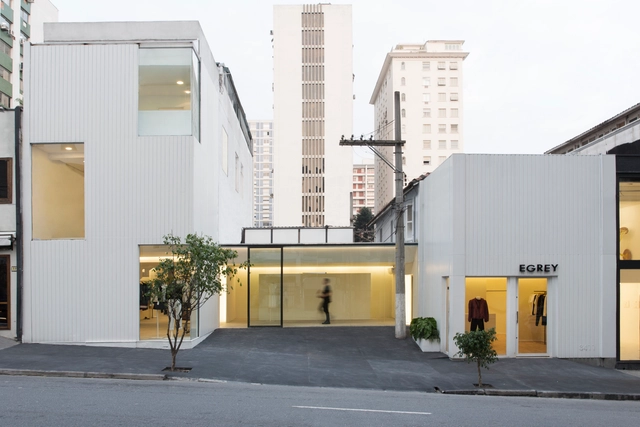 Tienda EGREY / MNMA studio - Tienda