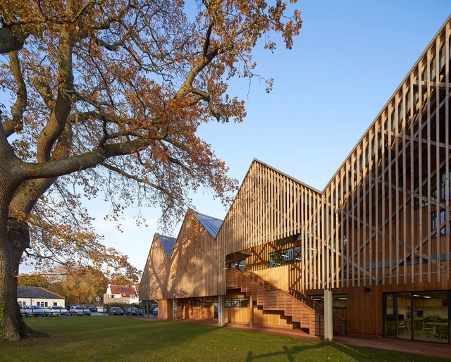 Escuela de Arte y Diseño Bedales / Feilden Clegg Bradley Studios - Escuelas