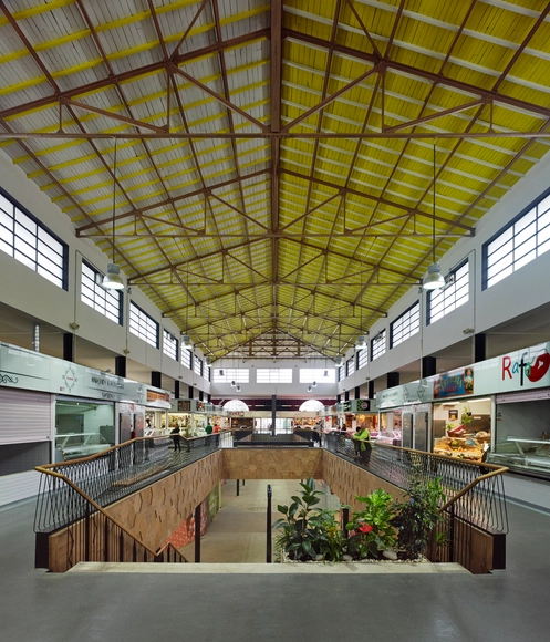 Reforma Plaza de Abastos de Lugo  / OLAestudio + MERCASA - Mercado