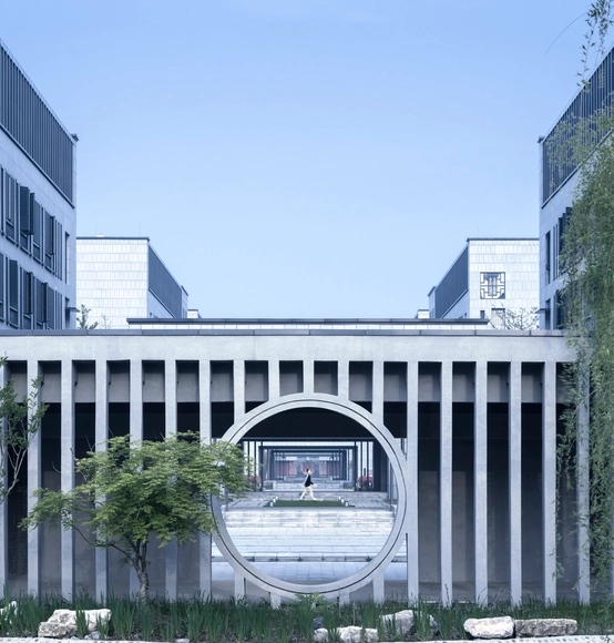 Hall of Literature & Garden at Taizhou High School / Architectural Design & Research Institute of SCUT - Schools , Facade