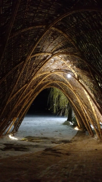 Volta Arquitectos utiliza el mimbre y la caña como elemento estructural para una intervención en Girona - Imagen Principal