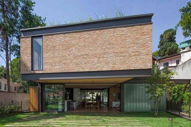 Pacaembu House / DMDV arquitetos - Houses